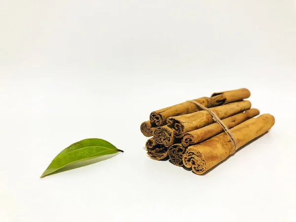 Fragrant Cinnamon Sticks White Background — Stockfoto