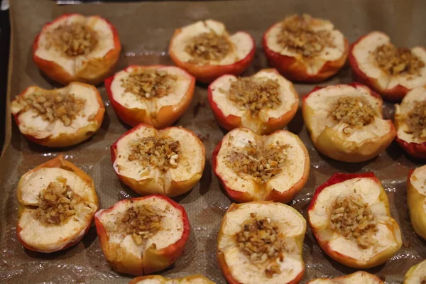 Oven Gestoofde Appels Met Notenkruimels Heerlijk Gezond Dessert — Stockfoto