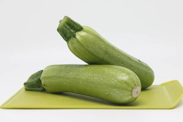 Unpeeled Green Zucchini Zucchini Cutting Kitchen Board — Foto Stock