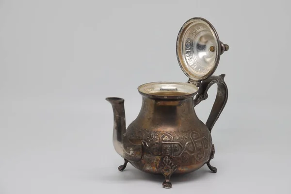 Antique Metal Teapot White Background Close Old Arabic Teapot — Stock fotografie