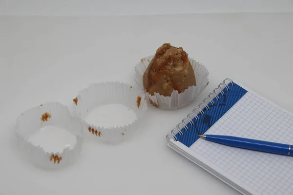 Doces Bolos Rosas Papel Vazias Para Bolos Comida Pouco Saudável — Fotografia de Stock