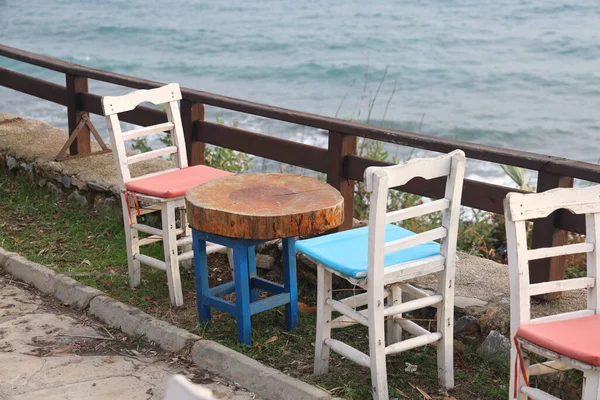 Table Cafe Waterfront Background Wooden Fence Sea Alanya Turkey November — Stock Photo, Image