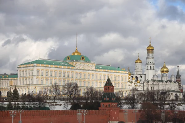 Nuages Dessus Kremlin Moscou Mur Kremlin Remblai Kremlin Palais Grand — Photo