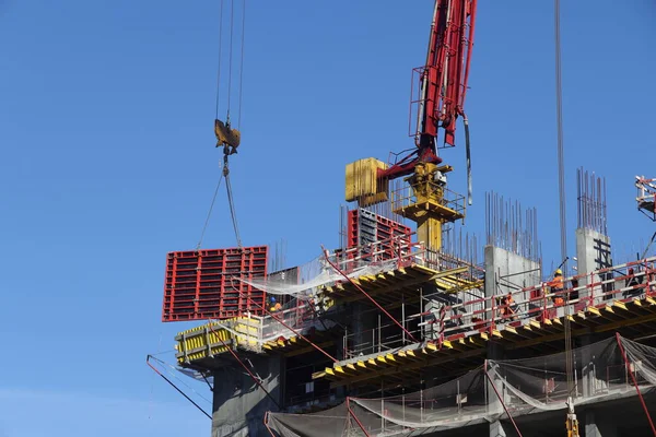 Cantiere Con Gru Contro Cielo Macchine Edili Costruzione Grattacieli — Foto Stock