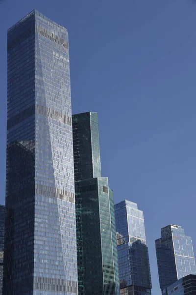 Futuristic Design Part Skyscrapers Clear Blue Sky Abstract Facade Design — Stock Photo, Image