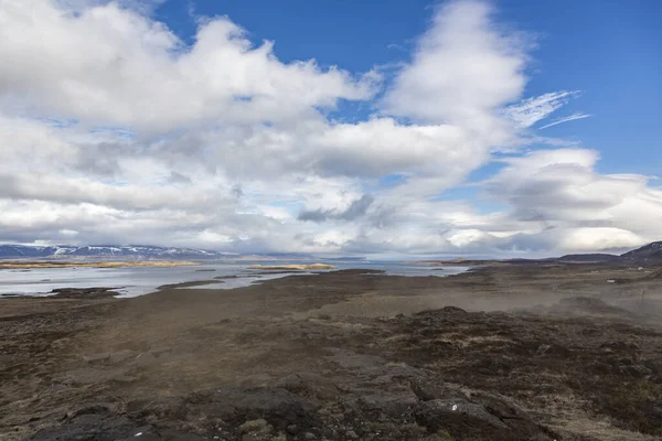 Tájkép Felhőkkel Kék Égbolttal Snaefellsnes Félsziget Nyers Partja Felett Izland — Stock Fotó