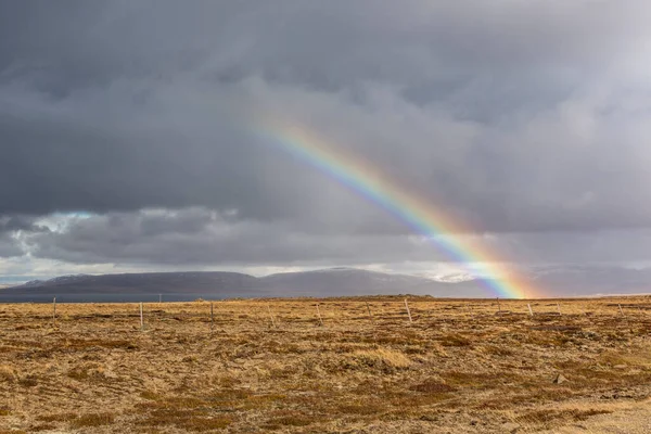 Tájkép Sötét Felhőkkel Szivárvánnyal Snaefellsnes Félsziget Nyers Partja Felett Izland — Stock Fotó