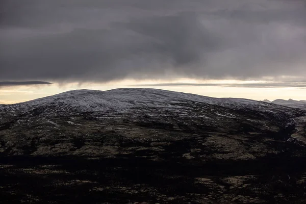 Paesaggio Autunnale Nella Dovrefjell Norvegia Con Rocce Colline Montagne Macchie — Foto Stock