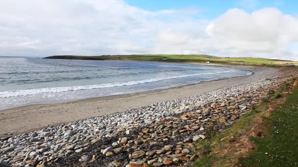 Der große Himmel der Orkney-Inseln, Schottland — Stockvideo © hstiver