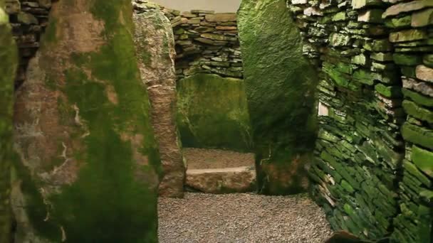 Унстан-Кэрн, неолитическое захоронение в Оркни, Шотландия — стоковое видео