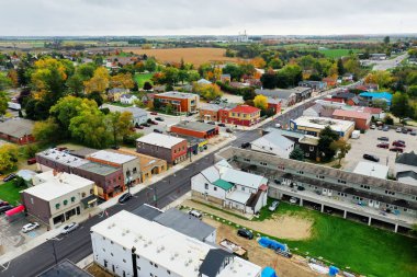 Arthur, Ontario, Kanada 'nın sonbaharda çekilmiş bir hava sahnesi