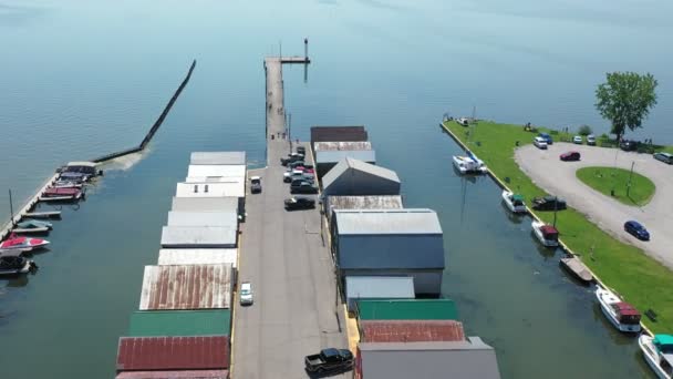 Luftaufnahme Von Bootshäusern Port Rowan Ontario Kanada Sommer — Stockvideo