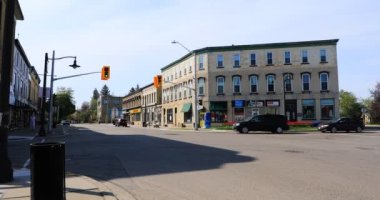 New Hamburg, Ontario, Kanada - 12 Ekim 2021: New Hamburg şehir merkezi, Ontario, Kanada 4K