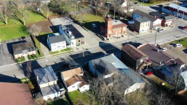 Burford, Ontario 'nun havadan görüntüsü, Kanada şehir merkezi 4K