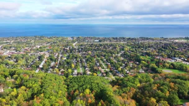 Aerial Grimsby Ontario Canada Con Lago Sullo Sfondo — Video Stock