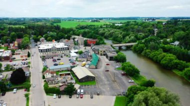 St. Jacobs Havalimanı, Ontario, Kanada şehir merkezi 4K