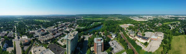Milton, Ontario, Kanada 'nın gökyüzü manzarası