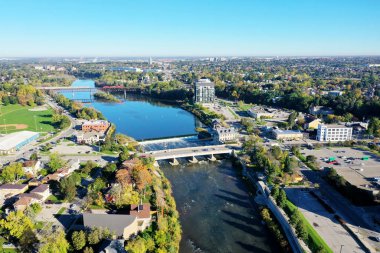 İlkbaharda Kanada, Ontario, Cambridge 'in hava manzarası