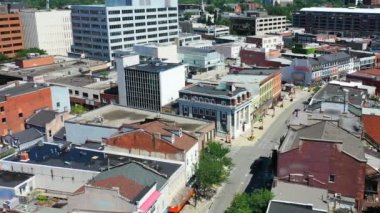 St. Catharines, Ontario, Kanada 'nın havalimanı 4K şehir merkezinde.