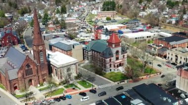 Northampton, Massachusetts 'in havalimanı, 4K müşterisiyle.