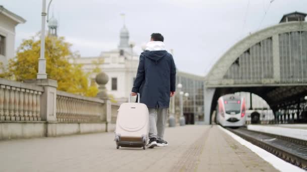 Man Asian Passenger Arrives Departure Train Home Suitcase Tourist Railway — Stockvideo