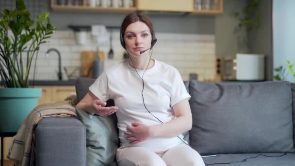Portrait Young Pregnant Business Woman Works Remotely Make Meeting Conference — Video Stock