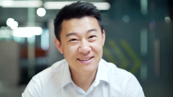 Retrato Hombre Asiático Feliz Empleado Hombre Negocios Contable Abogado Notario — Vídeos de Stock