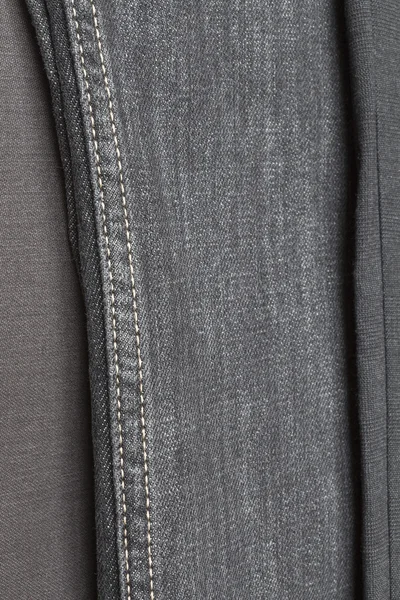 A calça escura que se suspende sucessivamente, feche — Fotografia de Stock