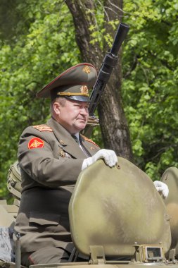 Albay valery gusoyev 69 annive onuruna resmi geçit