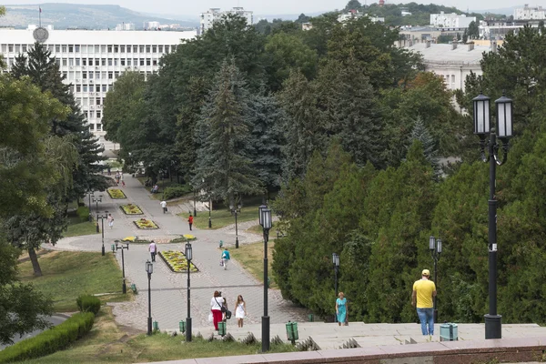 Échelle menant à une place Lénine à Pyatigorsk, Russie — Photo