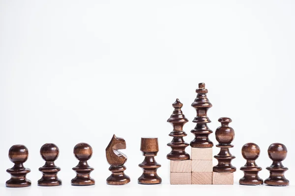 Financial wood chess situation — Stock Photo, Image