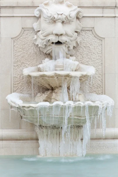 Fontaine congelée — Photo