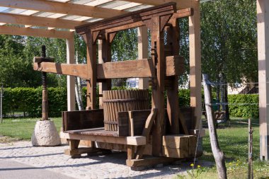 eski şarap üzüm basın