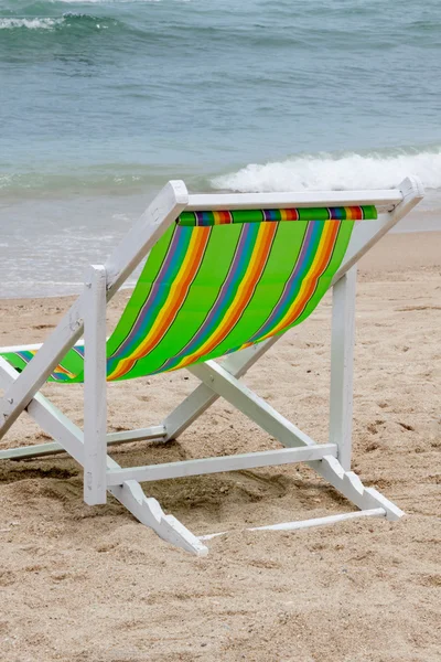 Deckchair on the beach — Stock Photo, Image