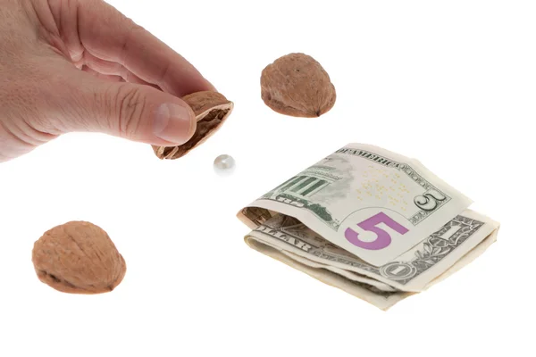 para ile kabuk oyunu