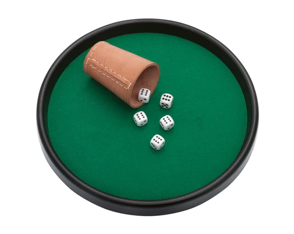 Pokerspiel mit Würfeln und Clipping-Pfad — Stockfoto