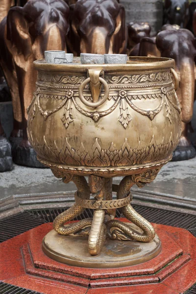 Holy water stoup from Erawan Shrine — Stock Photo, Image