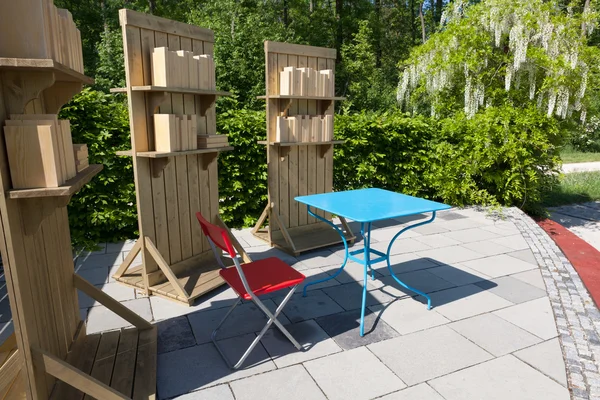 Patio in de tuin — Stockfoto