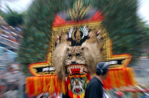 Reog Ponorogo Umění Bylo Vyfoceno Technikou Oddálení — Stock fotografie