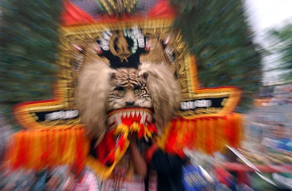 Reog Ponorogo Art Photographed Zoom Out Technique — Stock Photo, Image