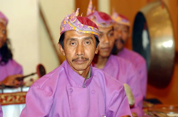 Pemain Musik Tradisional Surabaya Menemani Ludruk Tampil Festival Fashion Tradisional — Stok Foto