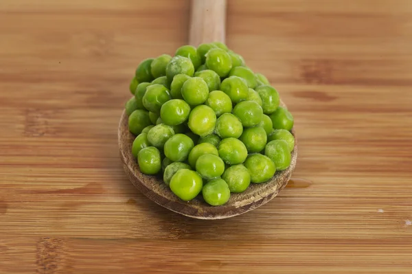 Groene erwten — Stockfoto