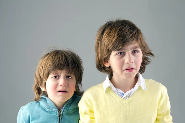 Two brothers feeling worried — Stock Photo, Image