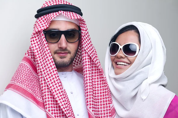 Arabian couple — Stock Photo, Image