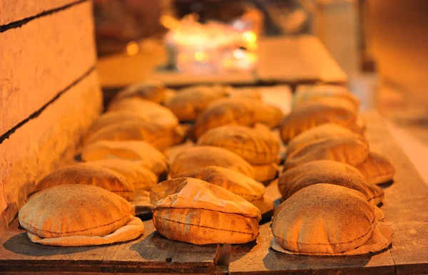 Arapça taze ekmek