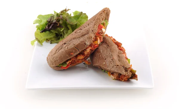 Kahverengi ekmek içinde Meksikalı sandviç — Stok fotoğraf