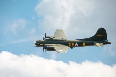 B17 Flying Fortress clipart