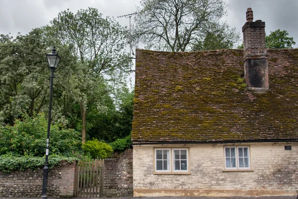 Old English house — Stock Photo, Image