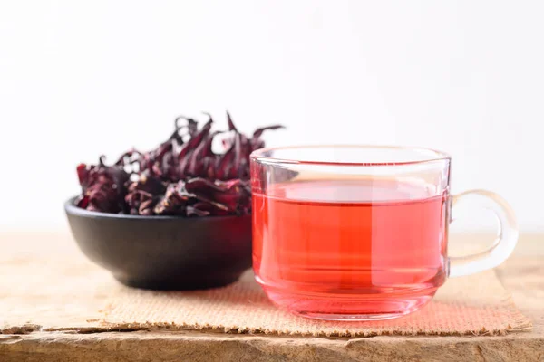 Ξηρό Τσάι Roselle Ποτήρι Ποτήρι Ξύλινο Hibiscus Sabdariffa Φυτικό Ποτό — Φωτογραφία Αρχείου