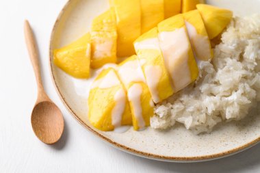 Mango pilavı, Tayland tatlısı (Khao Niew Mamuang)